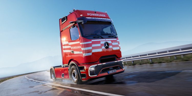 Mercedes-Benz Trucks Luncurkan Generasi Baru Powertrain Powerliner, Bisa Hemat Solar 4 Persen!