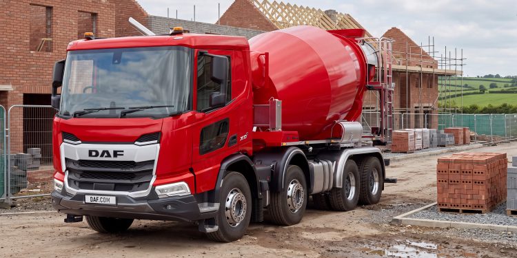DAF XDC 8×4 Raih Penghargaan Truk Konstruksi Terbaik 2027, Ini Alasannya