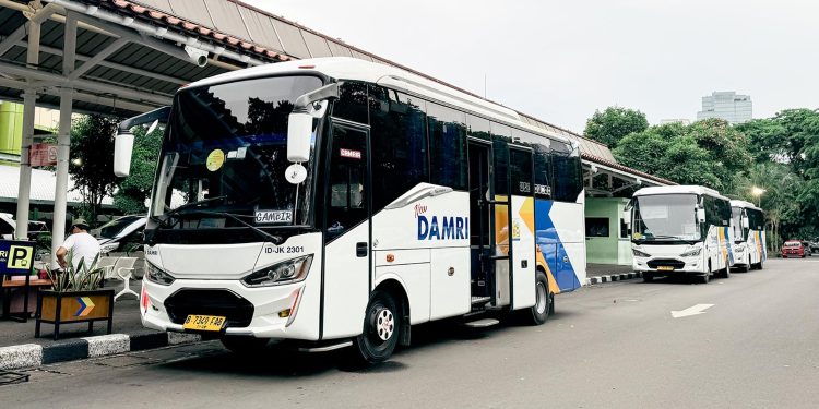 Imbas BBM Langka di Belasan Daerah, Damri Angkat Bicara dan Minta Maaf!