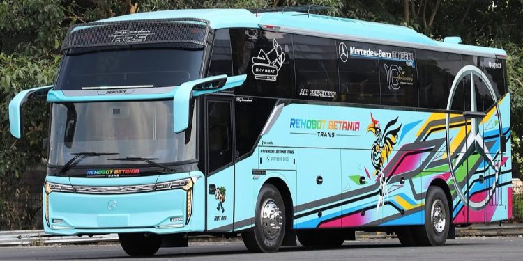 Perdana di Kalimantan Barat, Bus Baru PO Rehobot Pakai Bodi Skylander R25 Skyseat