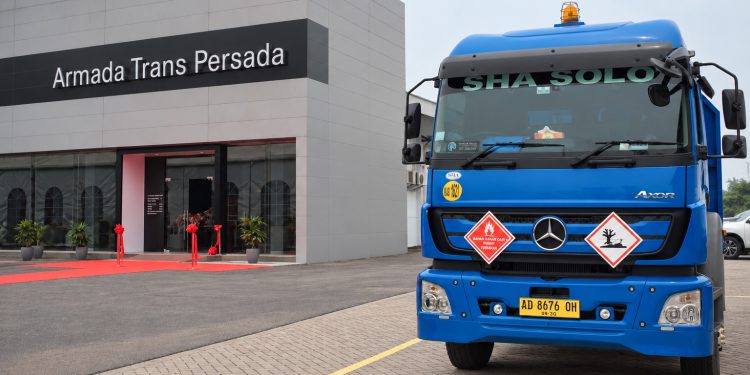 Resmikan Diler Baru, Mercedes-Benz Perkuat Koridor Bisnis di Kalimantan Barat