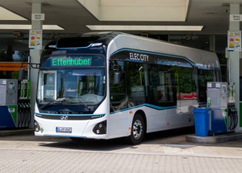 Gandeng Pertamina, Transjakarta Segera Wujudkan Transportasi Bus Hidrogen di Jakarta