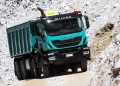 Bawa Muatan Berat Tapi Tetap Irit? Ini Alasan Power-to-Weight Ratio Truk Tambang Wajib Diperhitungkan!