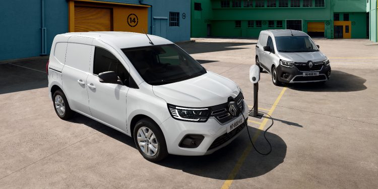 Renault Kangoo Hadir dengan Baterai NMC Baru, Jarak Tempuh Makin Jauh!
